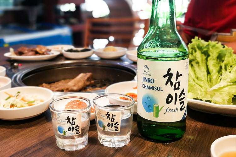 韓国焼酎 セロ 韓国ビール JINRO エプロン 韓国語 韓国ドラマ チャミスル Amazon.co.jp: 韓国焼酎 韓国ビール 眞露JINRO エプロン 韓国語