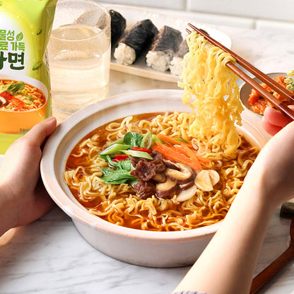 【農心】　スン（純）ラーメン　100ｇ　 韓国食品/辛くない韓国ラーメン あっさり旨味スープ 野菜の旨味たっぷり マイルド韓国ラーメン やさしい味わい 香ばしいスープ すっきり後味 コシのある麺 もちもち食感 韓国人気ラーメン
